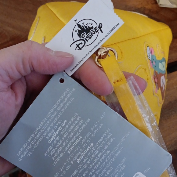 Disney Parks Remys Ratatouille Adventure Cheese Wristlet Handbag - Picture 11 of 12